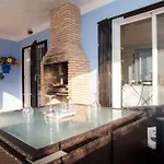 Feriehus Blue Mountain In Mijas, *